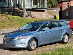 Blau Gebraucht 2007 Ford Mondeo Ghia Kombi | 4.299 € (Teuer)