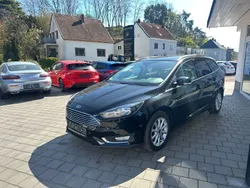 Schwarz Gebraucht 2016 Ford Focus Titanium Limousine | 9.900 € (Fairer Preis)