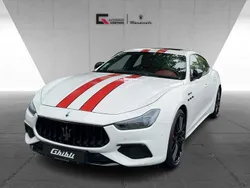 Weiss Gebraucht 2022 Maserati Ghibli Coupé | 79.900 € (Fairer Preis)