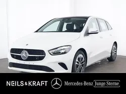 Polarweiß Gebraucht 2024 Mercedes B200 Progressive Van / Kleinbus | 31.880 € (Fairer Preis)