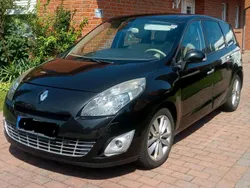 Schwarz Gebraucht 2009 Renault Grand Scénic III Van / Kleinbus | 4.399 € (Teuer)