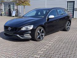 Schwarz Gebraucht 2018 Volvo V60 R-Design Kombi | 15.990 € (Fairer Preis)