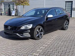 Schwarz Gebraucht 2018 Volvo V60 R-Design Kombi | 17.480 € (Fairer Preis)