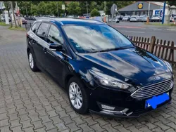 Schwarz Gebraucht 2018 Ford Focus Titanium Kombi | 12.000 € (Fairer Preis)