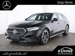 Schwarz, Gebraucht 2024 Mercedes E220 Avantgarde Kombi | 44.450 € (Superpreis)