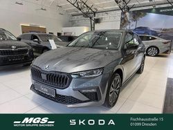 Graphitegrau metallic Neu 2025 Skoda Scala Tour Kleinwagen | 29.990 € (Teuer)