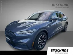 Blau Gebraucht 2021 Ford Mustang Mach-E Basis SUV | 30.450 € (Guter Preis)