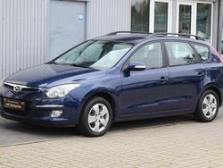 Blau Gebraucht 2010 Hyundai i30 Comfort Kombi | 7.980 € (Teuer)