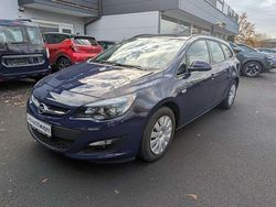 Blau (royal blau (s2)) Gebraucht 2015 Opel Astra Selection Kombi | 9.990 € (Fairer Preis)