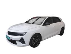 Arktis weiß Gebraucht 2024 Opel Astra Kleinwagen | 23.999 € (Guter Preis)