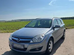 Silber Gebraucht 2009 Opel Astra Limousine | 2.199 € (Fairer Preis)
