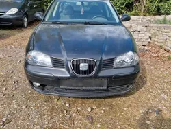 Schwarz Gebraucht 2004 Seat Cordoba Limousine | 999 €