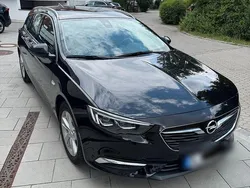 Schwarz Gebraucht 2017 Opel Insignia Kombi | 10.450 € (Fairer Preis)
