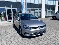 Silber Gebraucht 2017 VW Golf VII Comfortline Limousine | 14.750 € (Fairer Preis)