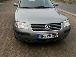 Gebraucht 2001 VW Passat Comfortline Limousine | 2.400 € (Etwas zu teuer)