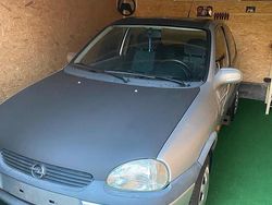 Gebraucht 2000 Opel Corsa Edition Kleinwagen | 1.000 € (Fairer Preis)