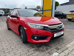 Rally red Gebraucht 2018 Honda Civic Elegance Limousine | 17.690 € (Fairer Preis)