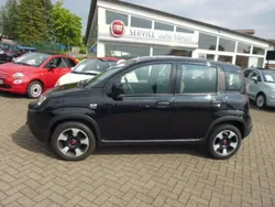 Schwarz Gebraucht 2023 Fiat Panda Cross Cross Kleinwagen | 10.890 € (Fairer Preis)