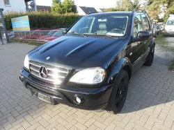 Schwarz Gebraucht 2001 Mercedes ML55 AMG AMG SUV | 4.989 €