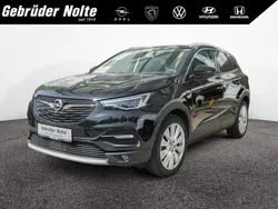 Schwarz / diamantschwarz Gebraucht 2020 Opel Grandland X Ultimate SUV | 22.990 € (Fairer Preis)