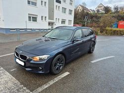 Blau Gebraucht 2013 BMW 318 Kombi | 7.600 € (Fairer Preis)