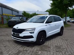 Moonweiss metallic met. Gebraucht 2020 Skoda Karoq SportLine SUV | 26.980 € (Etwas zu teuer)