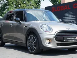 Grau Gebraucht 2018 Mini Cooper Kleinwagen | 16.885 € (Fairer Preis)