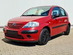 Rot Gebraucht 2004 Citroën C3 Kleinwagen | 1.799 € (Fairer Preis)