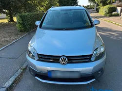 Silber Gebraucht 2011 VW Golf Plus Cross R-line Van / Kleinbus | 8.100 € (Fairer Preis)