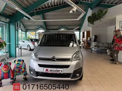 Silber Gebraucht 2017 Citroën Berlingo Business Class Van / Kleinbus | 9.480 € (Fairer Preis)