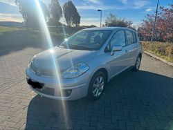 Silber Gebraucht 2008 Nissan Tiida Limousine | 3.990 € (Fairer Preis)