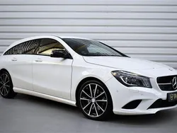Calcitweiss/zirrusweiss Gebraucht 2016 Mercedes CLA250 Urban Limousine | 17.990 € (Guter Preis)