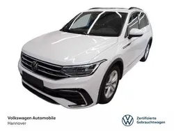 Pure white Gebraucht 2024 VW Tiguan R-line SUV | 39.890 € (Fairer Preis)