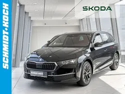 Black magic perleffekt Gebraucht 2024 Skoda Octavia Selection Kombi | 32.940 € (Guter Preis)