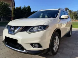 Weiß Gebraucht 2016 Nissan X-Trail N-Connecta SUV | 12.400 € (Fairer Preis)