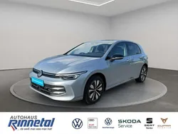 Oyster silver metallic Gebraucht 2024 VW Golf VIII Life Limousine | 29.430 € (Etwas zu teuer)