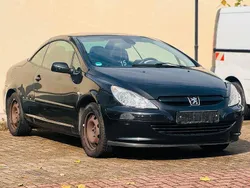 Schwarz Gebraucht 2004 Peugeot 307 CC Cabrio | 1.499 € (Superpreis)