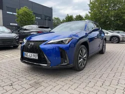 Flammblau Gebraucht 2025 Lexus UX 300h Sport Design Packet SUV | 38.990 € (Superpreis)