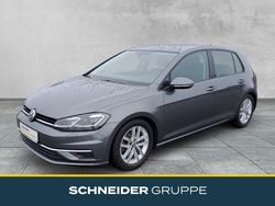 Grau Gebraucht 2017 VW Golf VII Comfortline Limousine | 15.790 € (Etwas zu teuer)