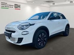 Weiß Neu 2025 Fiat 600E Red Limousine | 39.780 €