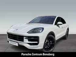 Grau Gebraucht 2024 Porsche Cayenne S SUV | 129.900 € (Teuer)