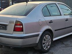 Silber Gebraucht 2000 Skoda Octavia Limousine | 350 € (Superpreis)