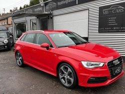 Rot Gebraucht 2016 Audi A3 S-Line Limousine | 16.990 € (Guter Preis)