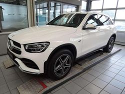 Weiß Gebraucht 2021 Mercedes GLC300e AMG SUV | 37.760 € (Guter Preis)
