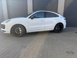 Weiß Gebraucht 2019 Porsche Cayenne Turbo SUV | 77.890 € (Fairer Preis)