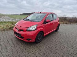 Fire red Gebraucht 2009 Toyota Aygo Cool Kleinwagen | 1.390 € (Guter Preis)