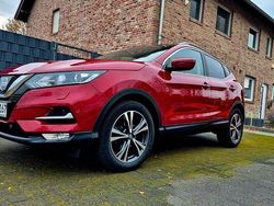 Rot Gebraucht 2018 Nissan Qashqai N-Connecta SUV | 14.900 € (Fairer Preis)