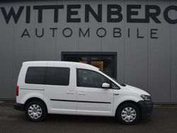 Weiß Gebraucht 2018 VW Caddy Trendline Van / Kleinbus | 14.500 € (Teuer)