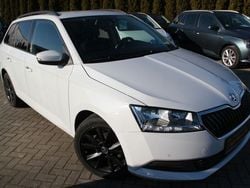 Weiß Gebraucht 2022 Skoda Fabia Ambition Kleinwagen | 12.590 € (Guter Preis)