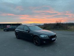 Schwarz Gebraucht 2011 BMW 520 Kombi | 9.000 € (Fairer Preis)